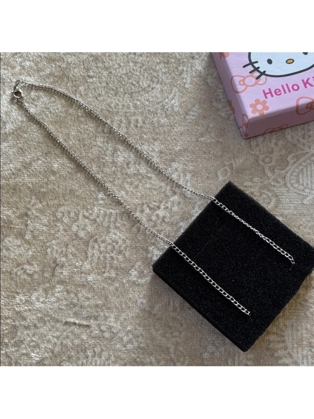 Hello Kitty Silver Tone Chain Cubic Zirconia Crystal Pendant Necklace with Box